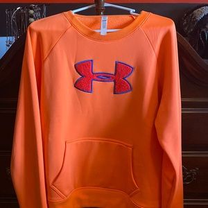 Under Armour sweatshirt with pockets XL